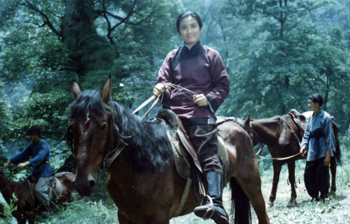  p>《秋瑾》是 a target="_blank" href="/item/上海电影制片厂