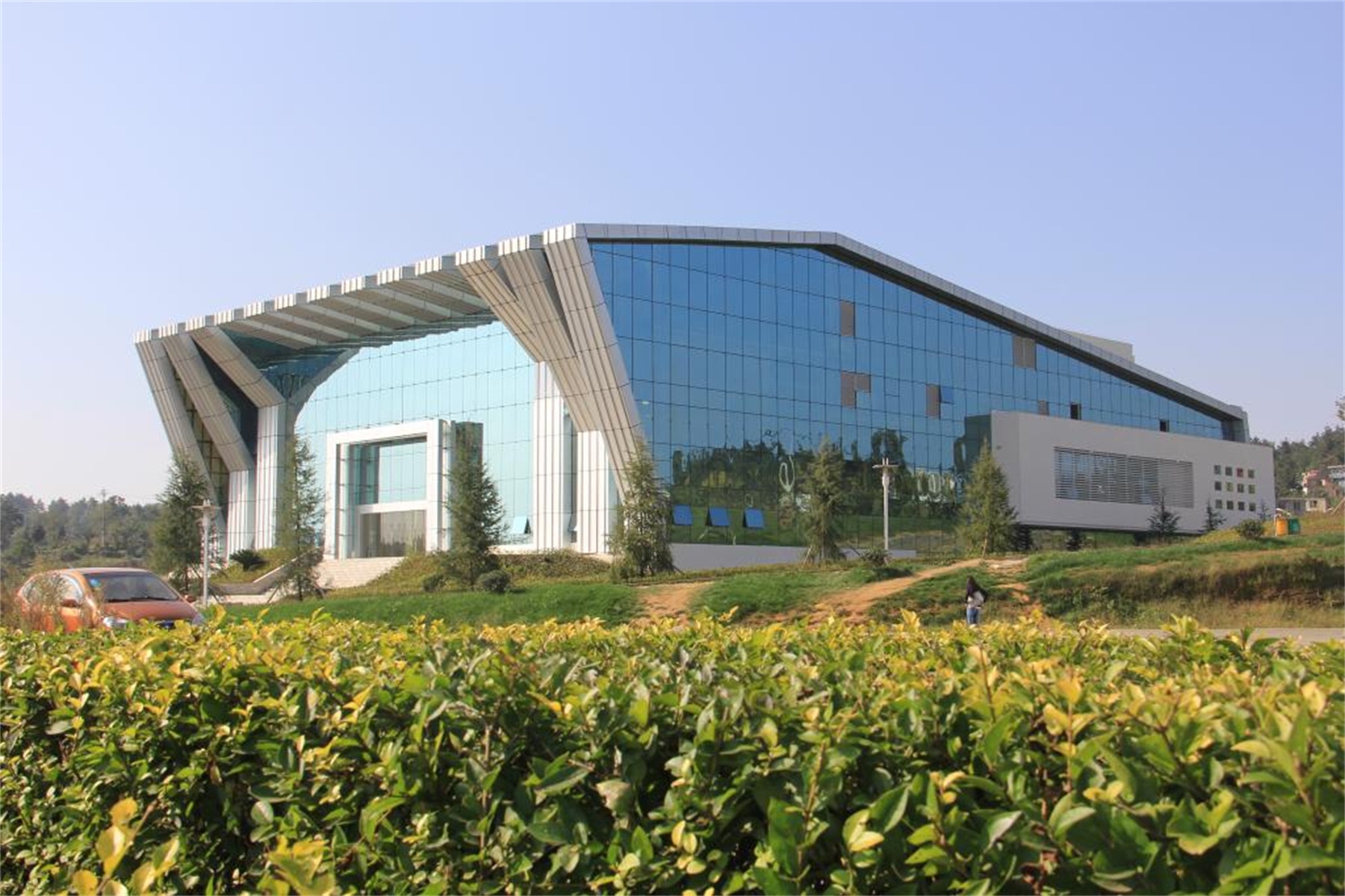  p>贵州职业技术学院是一所省属全日制综合性高职院校,位于贵州省贵阳