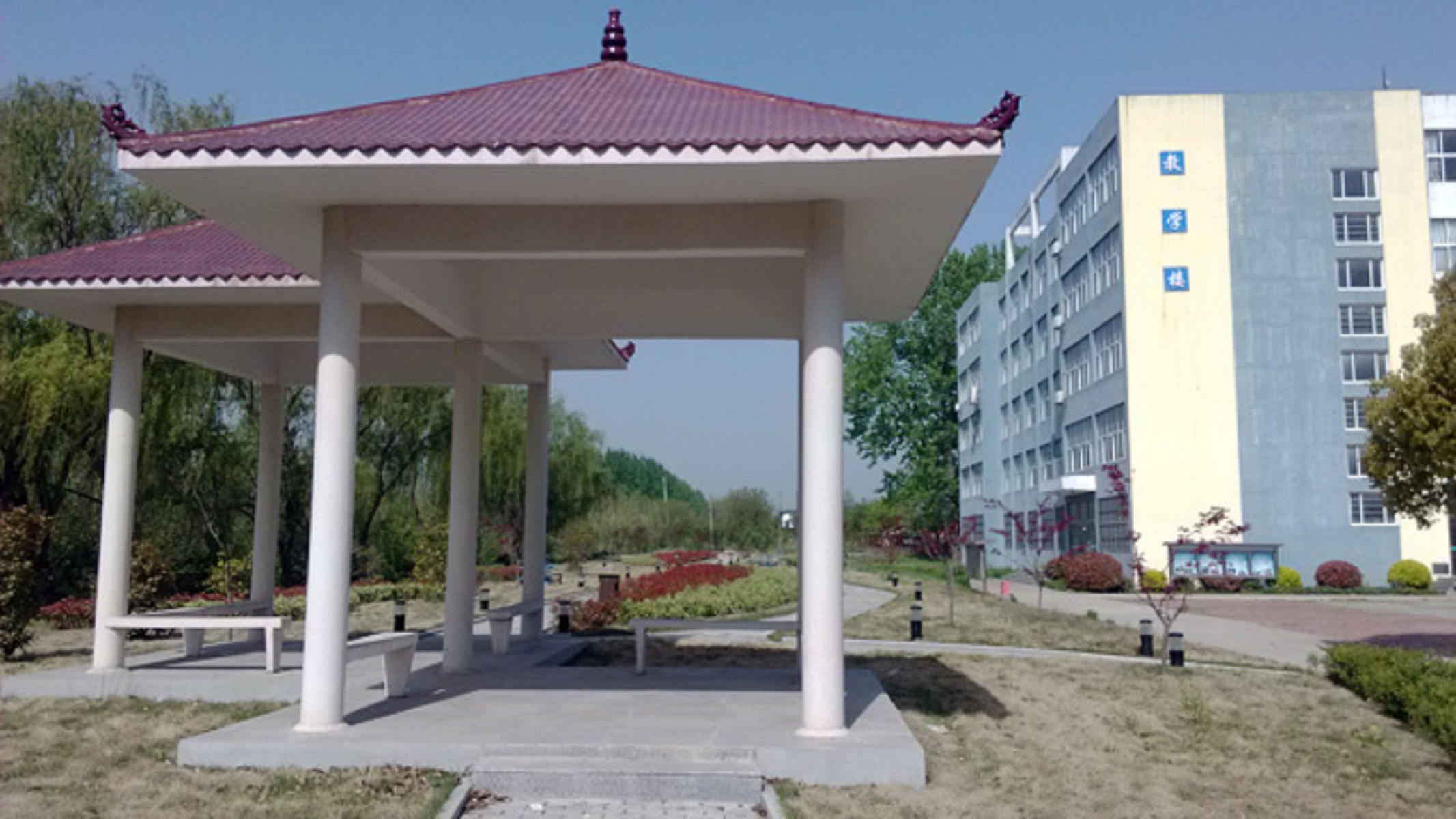  p>蚌埠经济技术职业学院(bengbu institute of business and