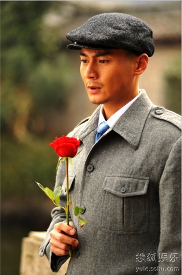  p>《绝杀》是由 a target="_blank" href="/item/黄克敏/8814565"