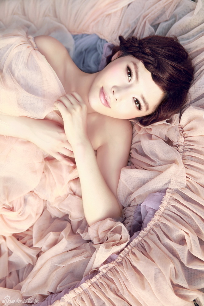  p>徐冬冬,1990年3月19日出生于黑龙江省哈尔滨市,中国内地女演员