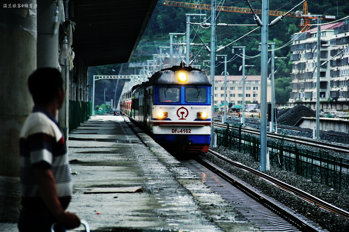 k8514次列车