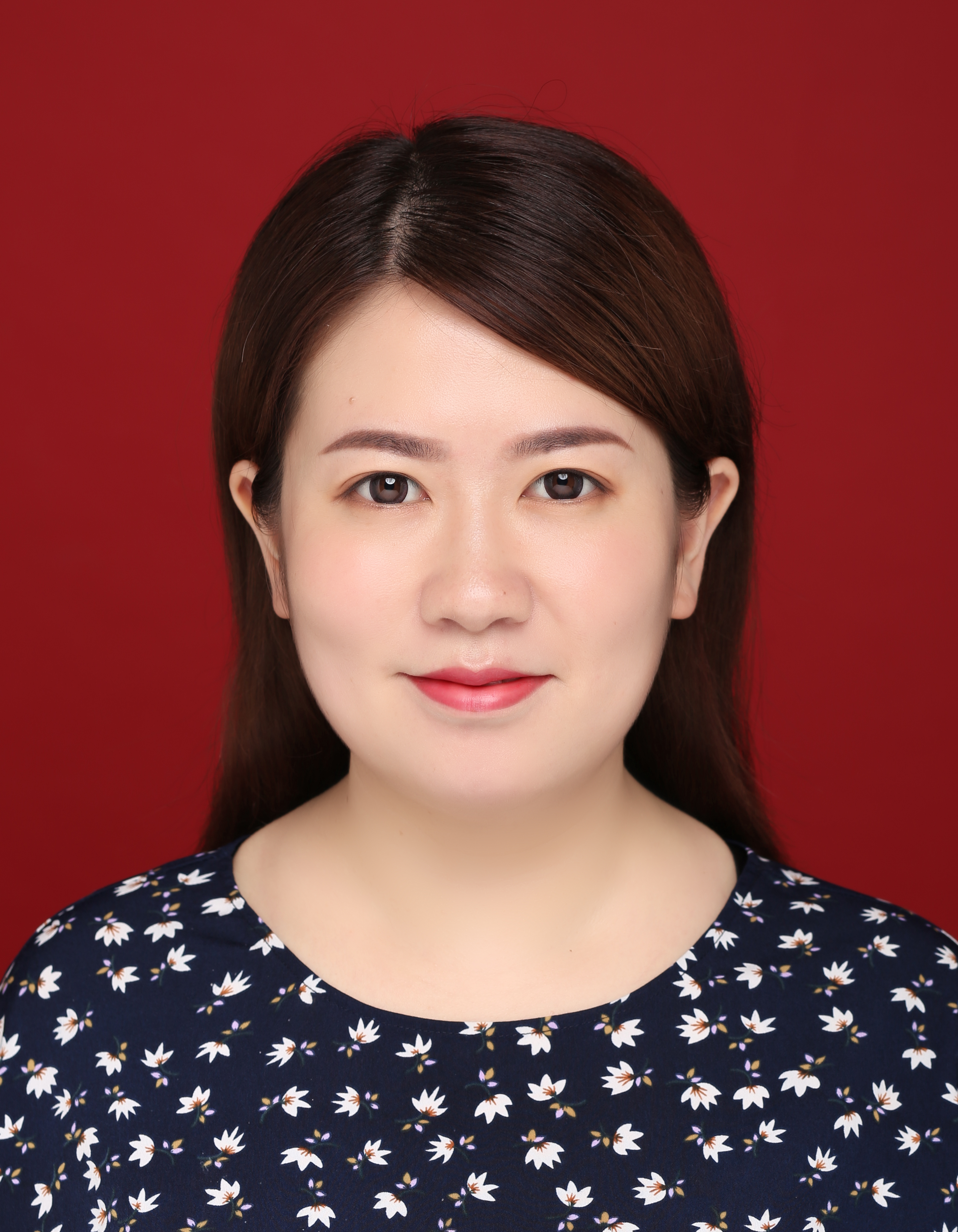 女,四川省乐山市夹江县人,大学教师,现任 a target="_blank" href="