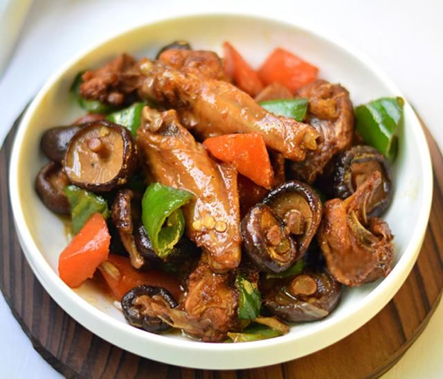 香菇胡萝卜鸡腿