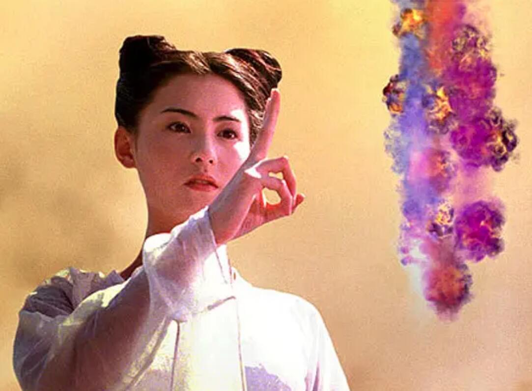  p>李英奇,《蜀山传》人物,峨嵋派掌门白眉座下女弟子,峨眉至宝天雷