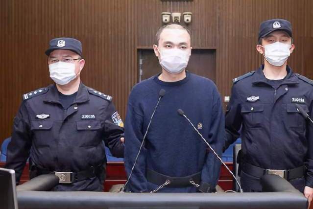  p data-id="2yjlkltbglp">严豪杰,男, a targ