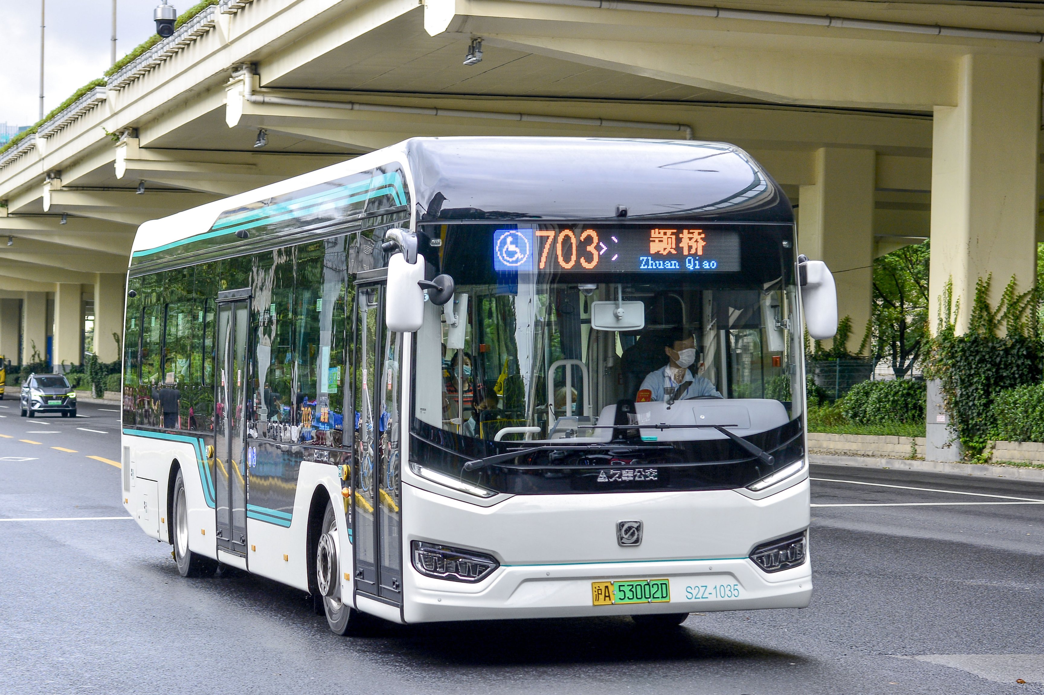 上海公交703路