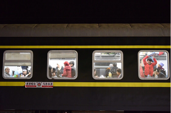 k980/977,k978/k979次列车是<a