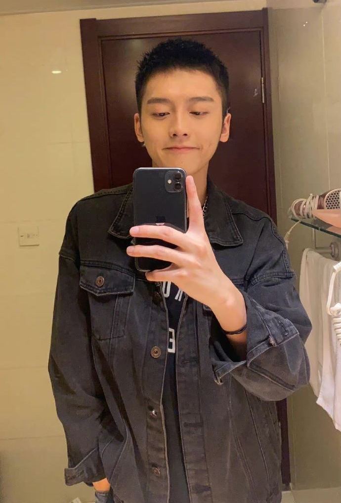 王泓昊