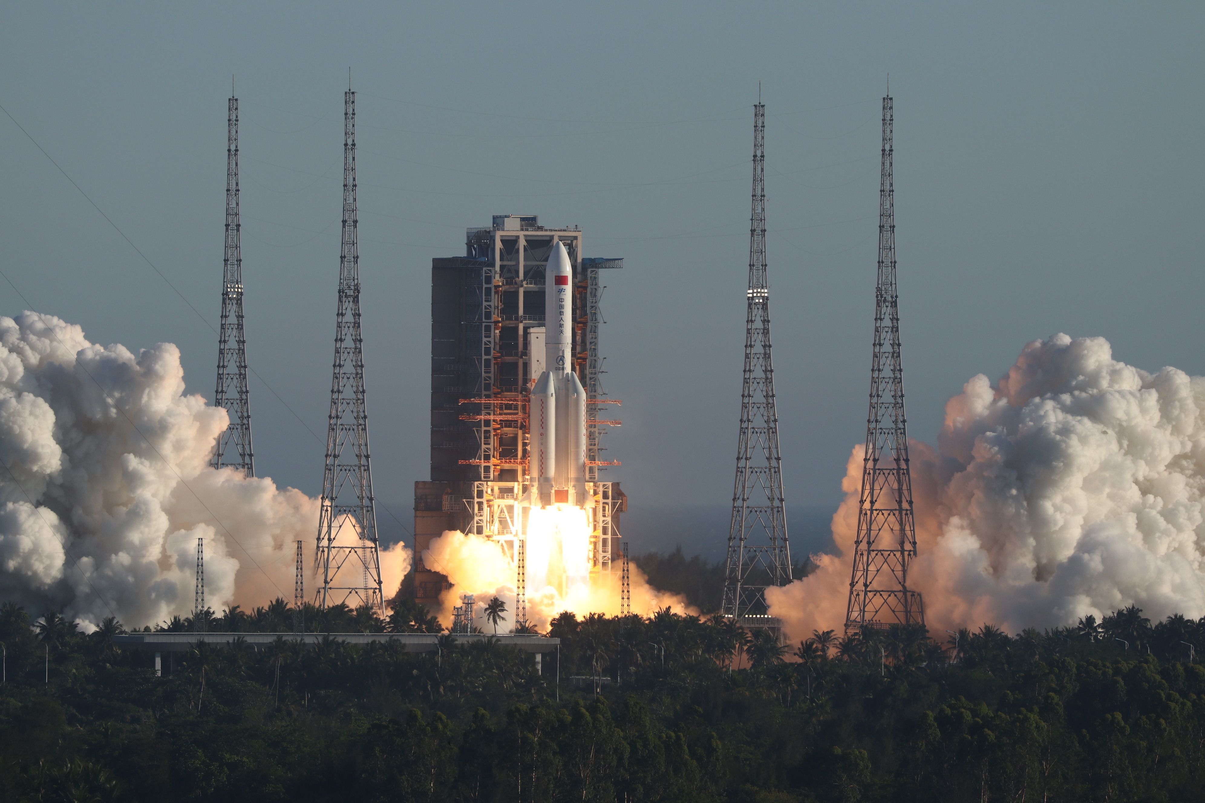  p>长征五号b运载火箭是专门为中国载人航天工程空间站建设而研制的一