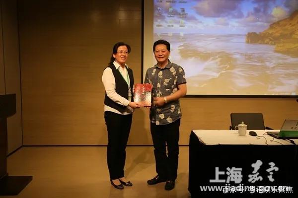 滑稽戏演员钱程：传承上海话从孩子抓起 不能牺牲本土文化_百科TA说