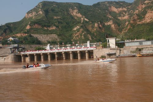 黄河魂水利风景区