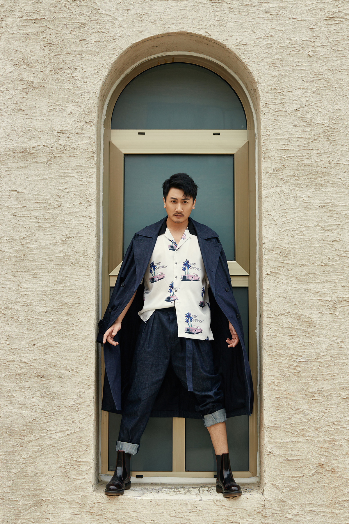  p>石天硕,1987年3月24日出生于黑龙江省黑河市北安市,中国内地影视男