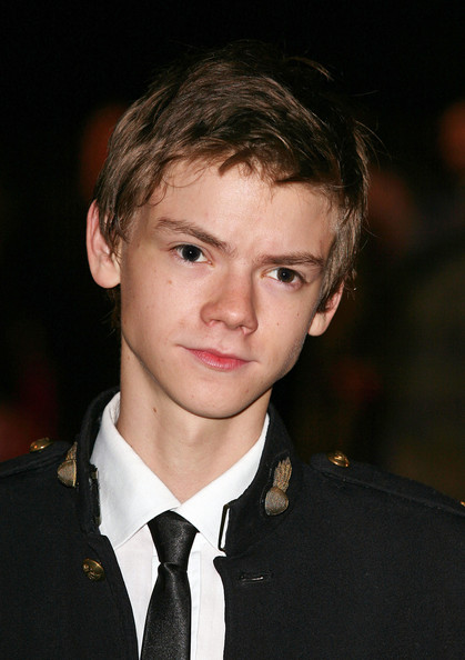  p>托马斯·桑斯特(thomas sangster),1990年5月16日出生于伦敦,英国