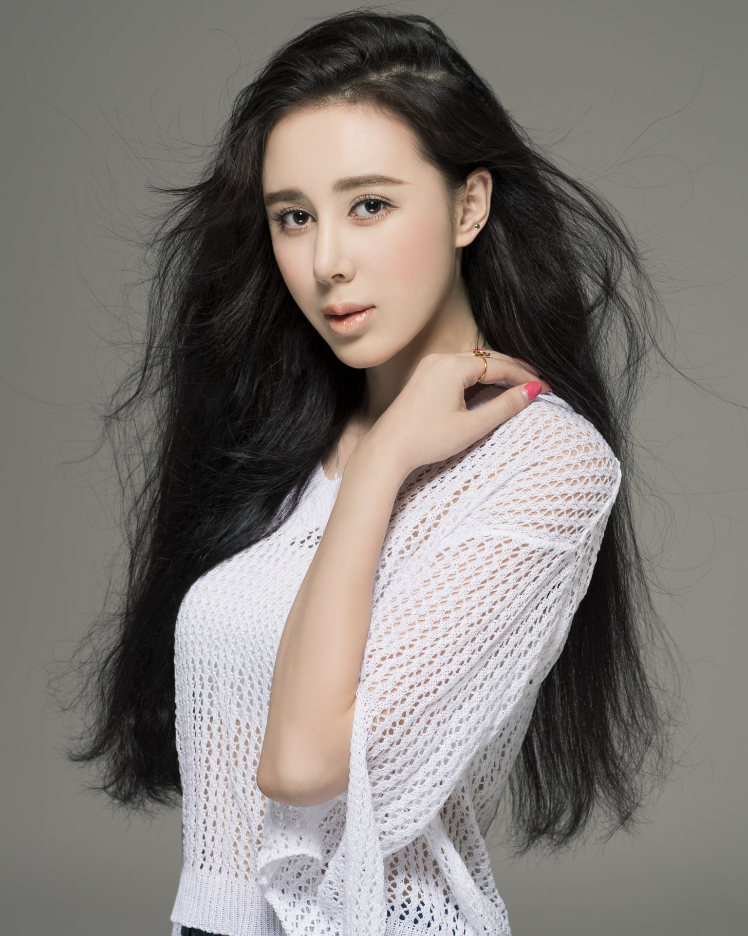  p>徐鸥仪( i>原名徐福晶 /i>),中国内地女演员,模特.