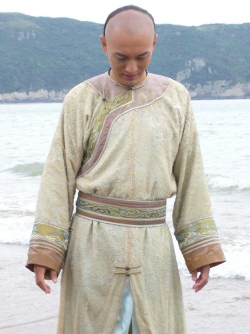  p>《鹿鼎记》是1983年香港 a>邵氏兄弟电影公司 /a>出品的古装电视剧