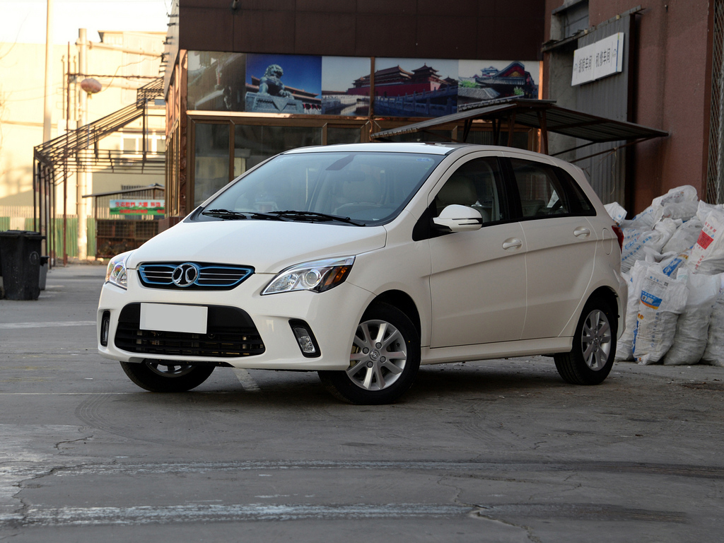  p data-id="gnwqdy1hnj">北汽新能源ev200是 a target="_blank" href