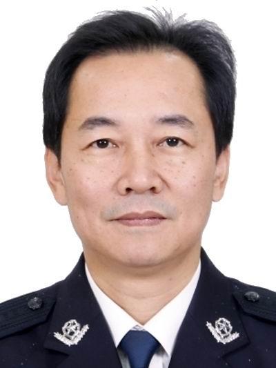 1968年8月出生,福建 a target="_blank" href="/item/厦门/212357"