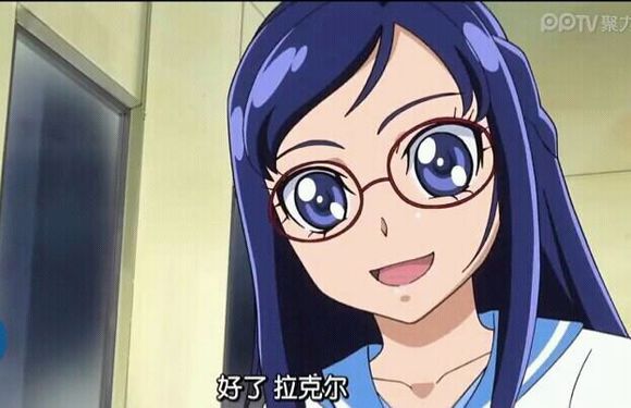 菱川六花