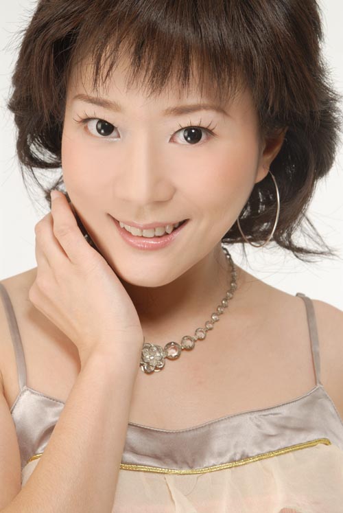 莹莹,中央广播电视总台央广 a target="_blank" href="/item/主持人