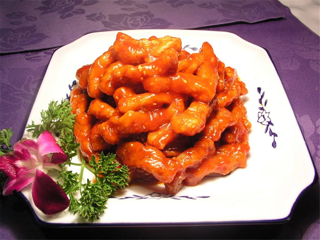  p>糖醋里脊是中国经典传统名菜之一,该菜品以 a target="_blank"