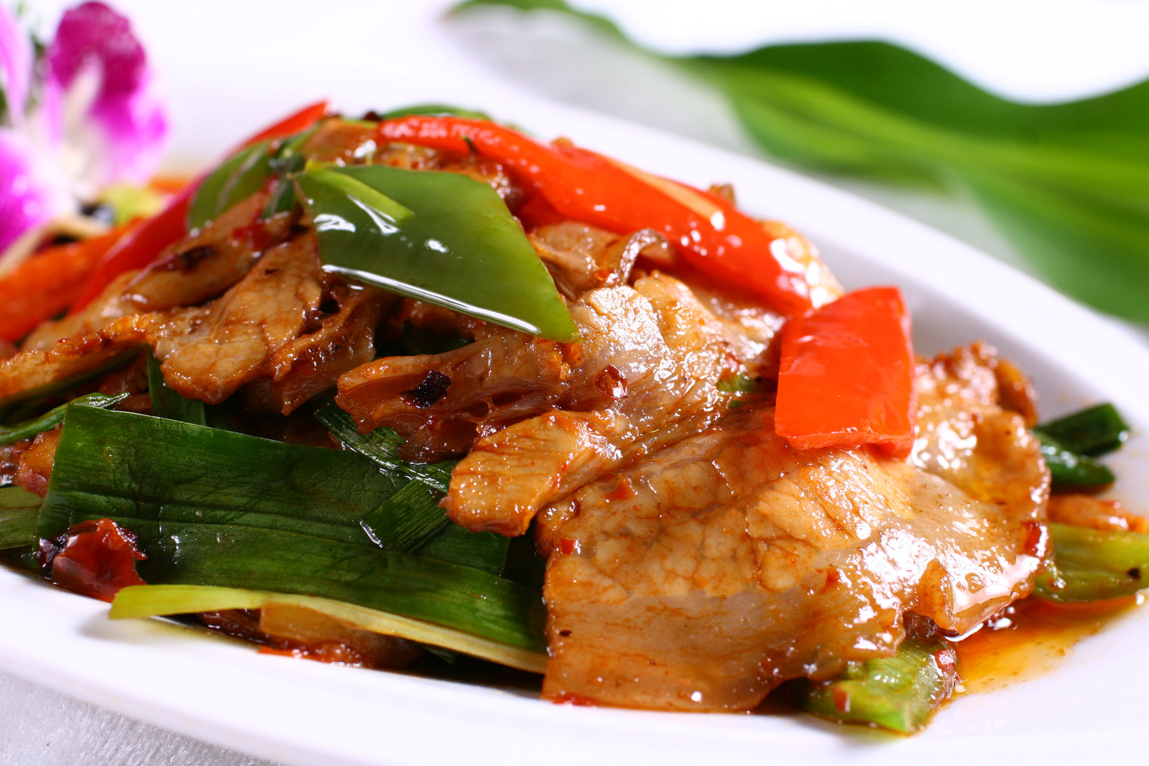  p>渣海椒回锅肉是一道菜品,主料为渣海椒,三线肉, a target="_blank"