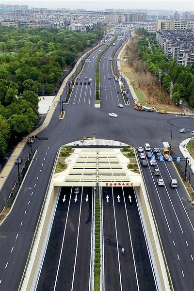  p>紫金港路南隧道,位于浙江省杭州市西湖区,沿 a target="_blank"