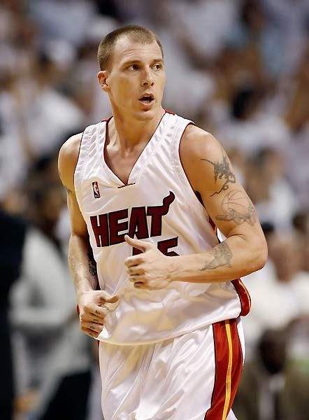  p>贾森·威廉姆斯(jason williams),1975年11月18日出生于美国 a