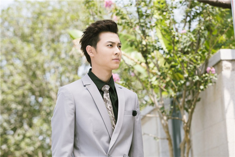  p>邱胜翊,艺名王子(prince),1989年4月14日出生于台湾,中国台湾男