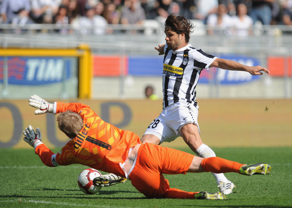 diego ribas da cunha),1985年2月28日出生于巴西的圣保罗州里贝朗