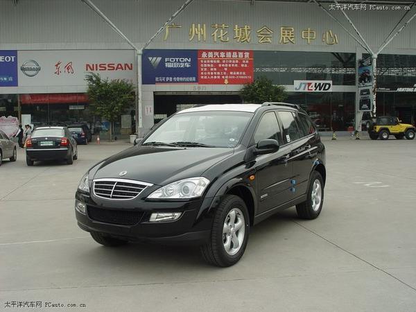 当时朝鲜战争刚刚结束,双龙在美国willys专业军用越野车公司技术援助