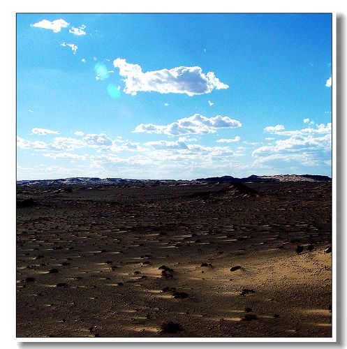  p data-id="gnyxa40ktb">玛瑙湖位于内蒙古巴彦淖尔市乌拉特后旗巴音