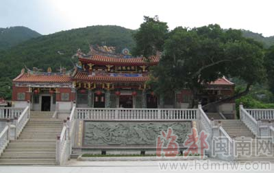 isnkdj0">苏夫人姑庙是位于中国福建省泉州市晋江县紫帽山北麓的庙宇