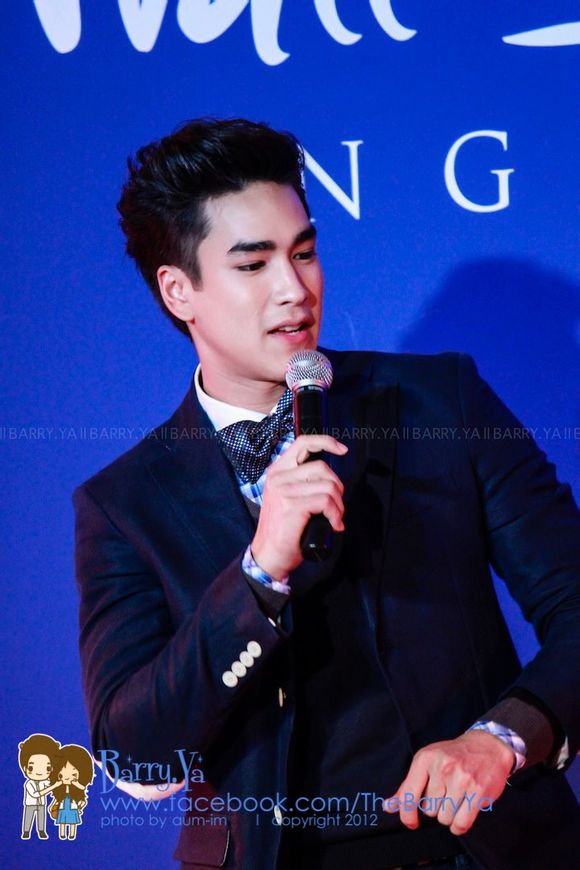 得克·库吉米亚(barry),1991年12月17日出生于泰国孔敬,泰国影视演员