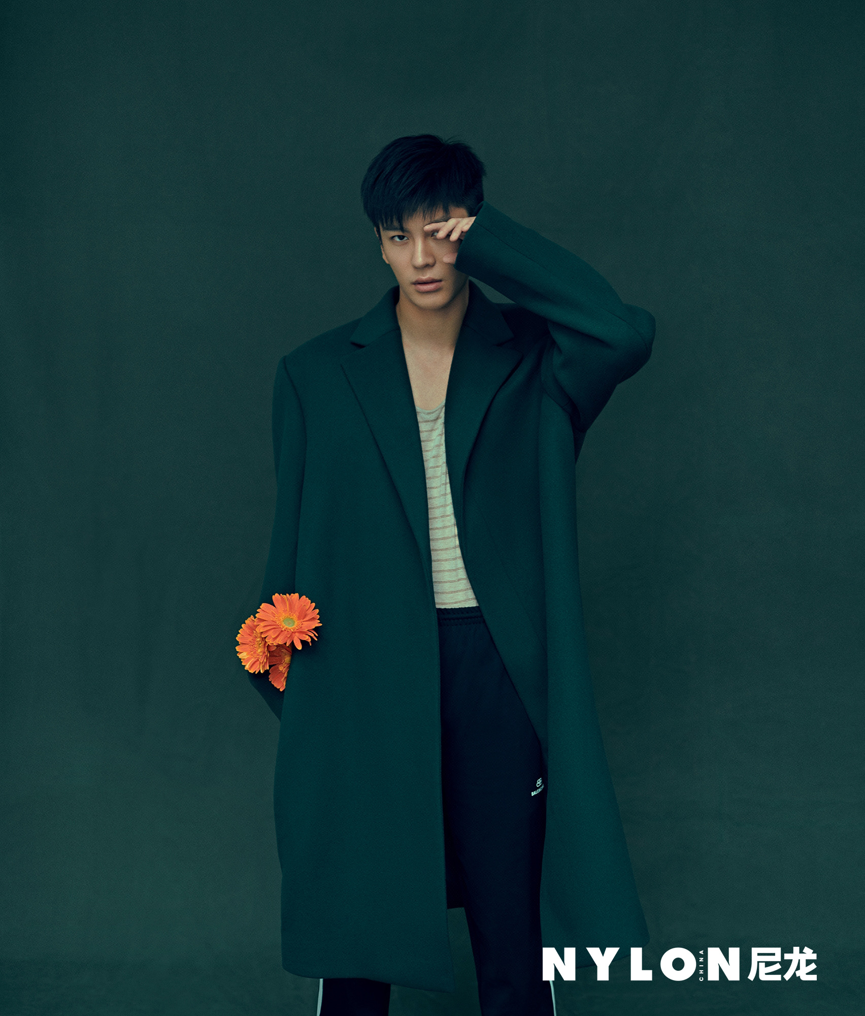 data-id="gntwvyire3">王乾越 i>(原名:王嘉) /i>,1992年12月2日出生