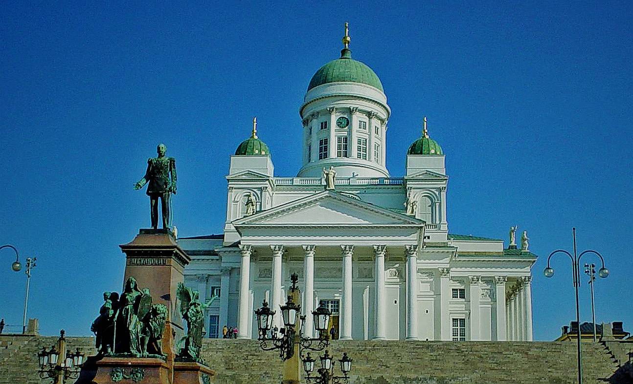  p>赫尔辛基大教堂是 a href="#" data-lemmaid="576095">赫尔辛基 /a