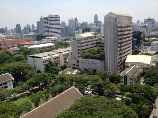  p>朱拉隆功大学(泰语:                     