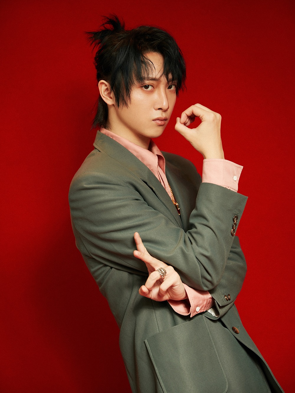"gnx2d9zku0">于斌(bin),1991年7月3日出生于中国香港,中国香港男演员