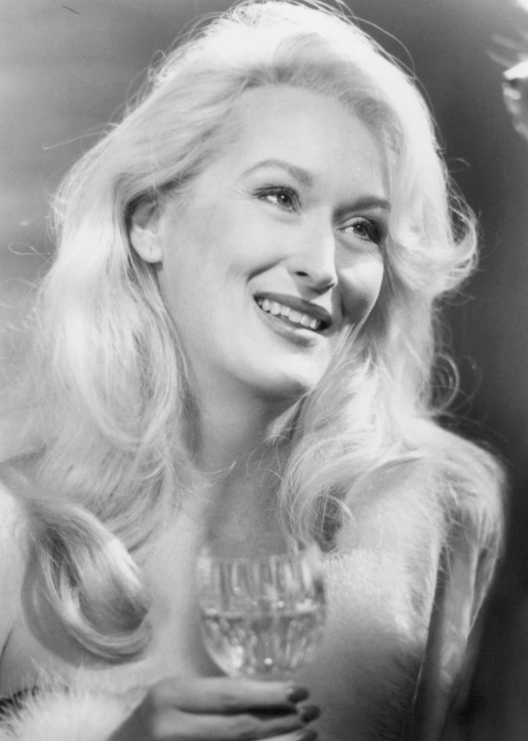  p>梅丽尔·斯特里普 i>(meryl streep) /i>,1949年6月22日出生于美国