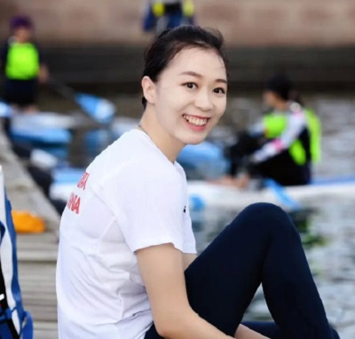 杨伊琳_百度百科