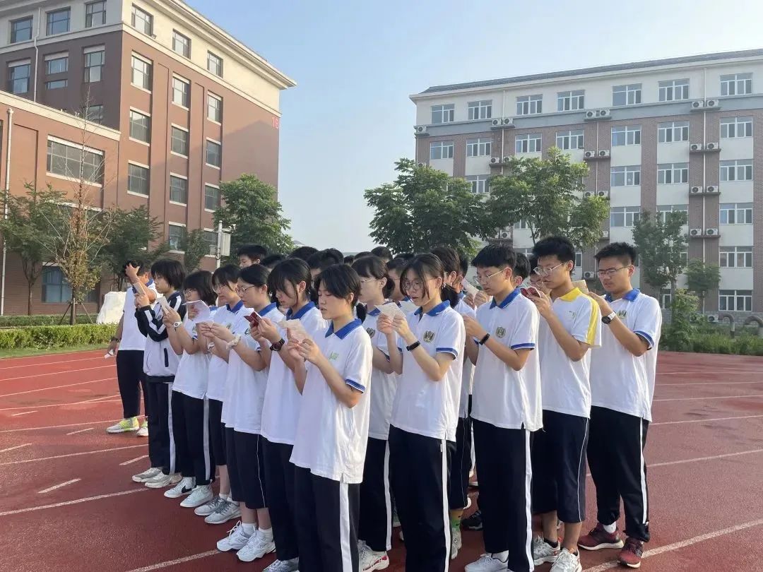  p>衡水桃城中学(hengshui taocheng middle school)是全日制寄宿中学