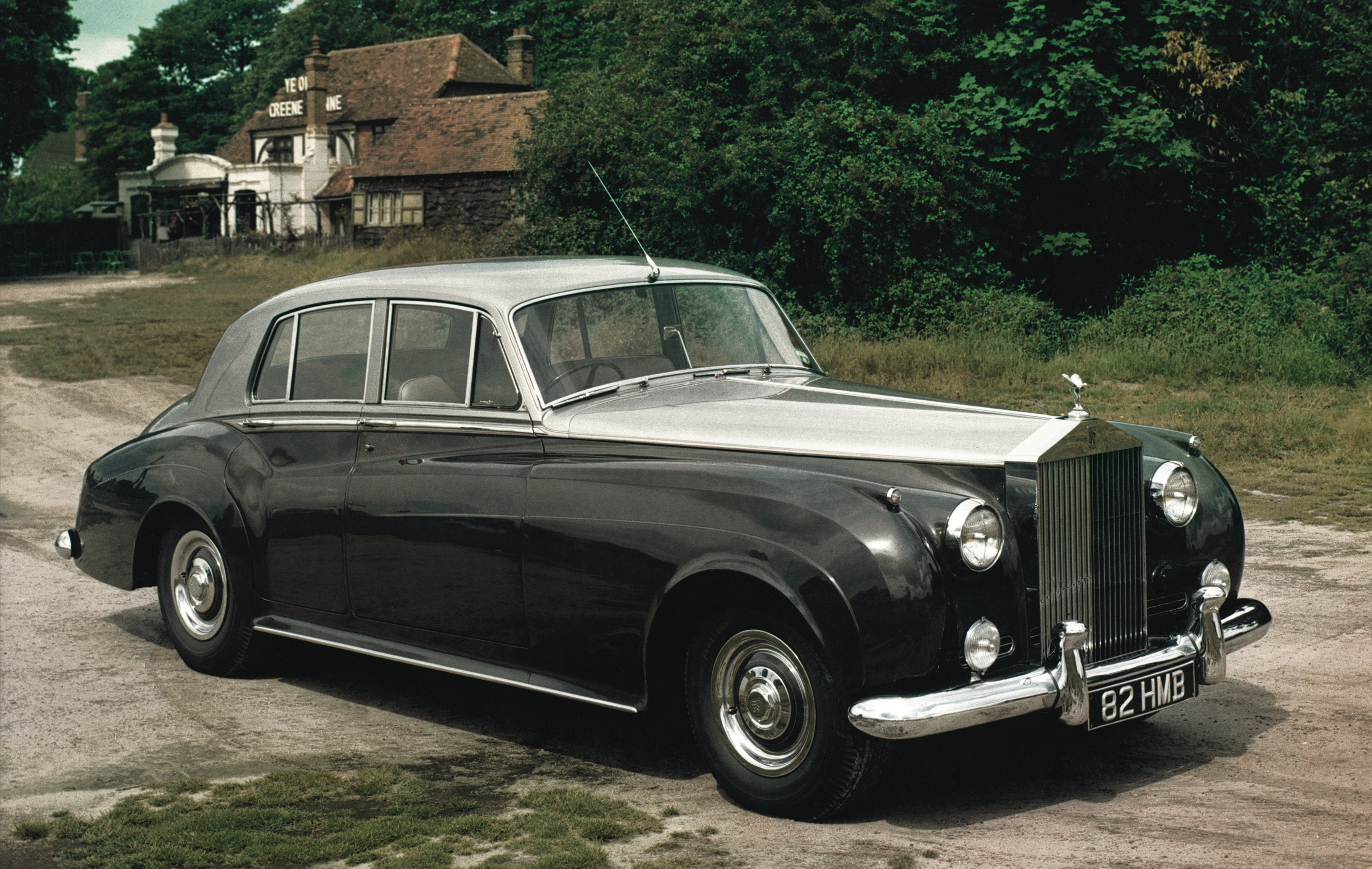rolls royce silver cloud