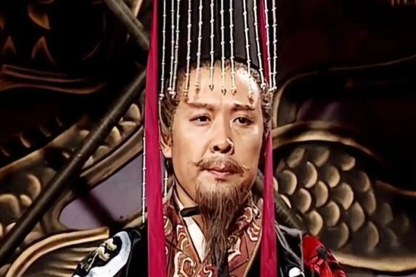 曹丕篡位后，汉献帝没被害死，刘备为何却为其发丧？_百科TA说