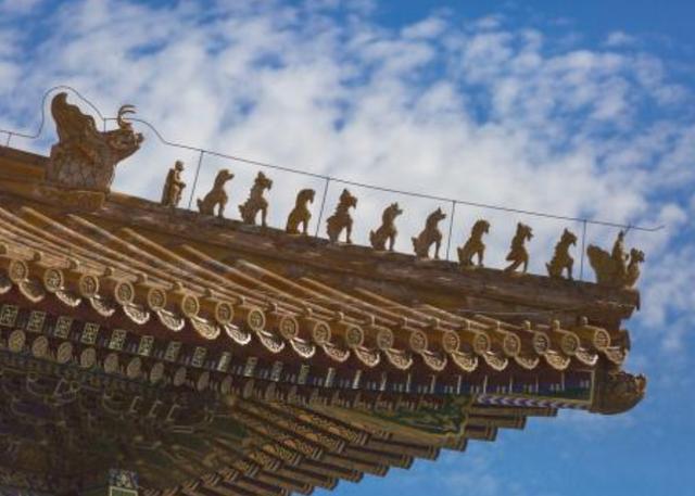 古人讲“五脊六兽”，“五脊”和“六兽”是啥？老祖宗盖房的讲究_百科TA说