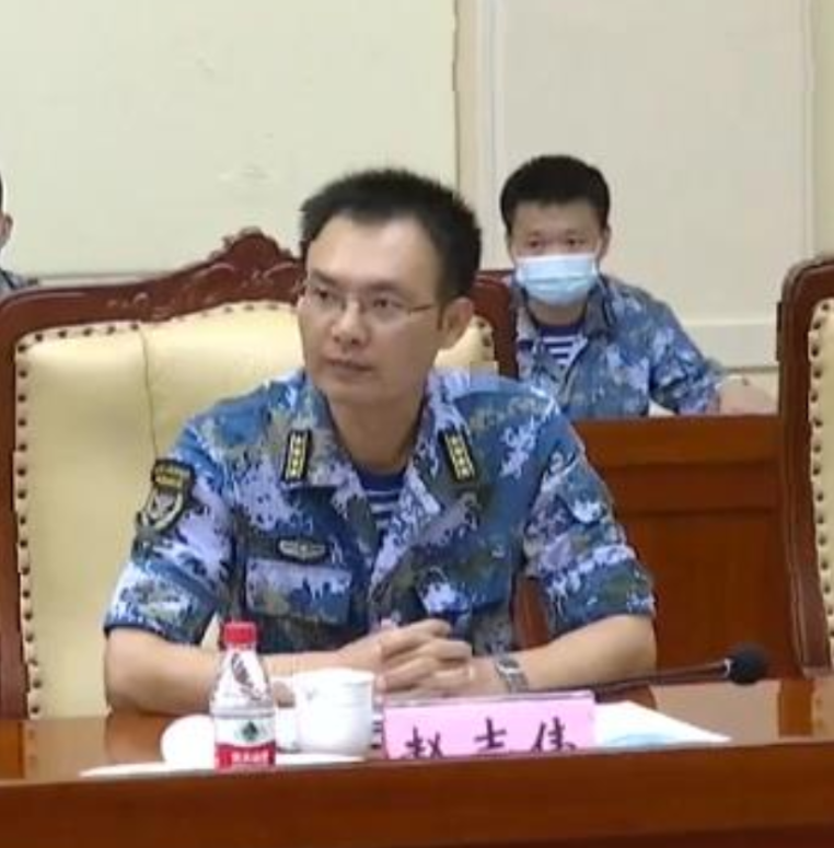 class="ref" data-ctrid="2gy1h7bwrbs">赵志伟,现任南部战区联合参谋