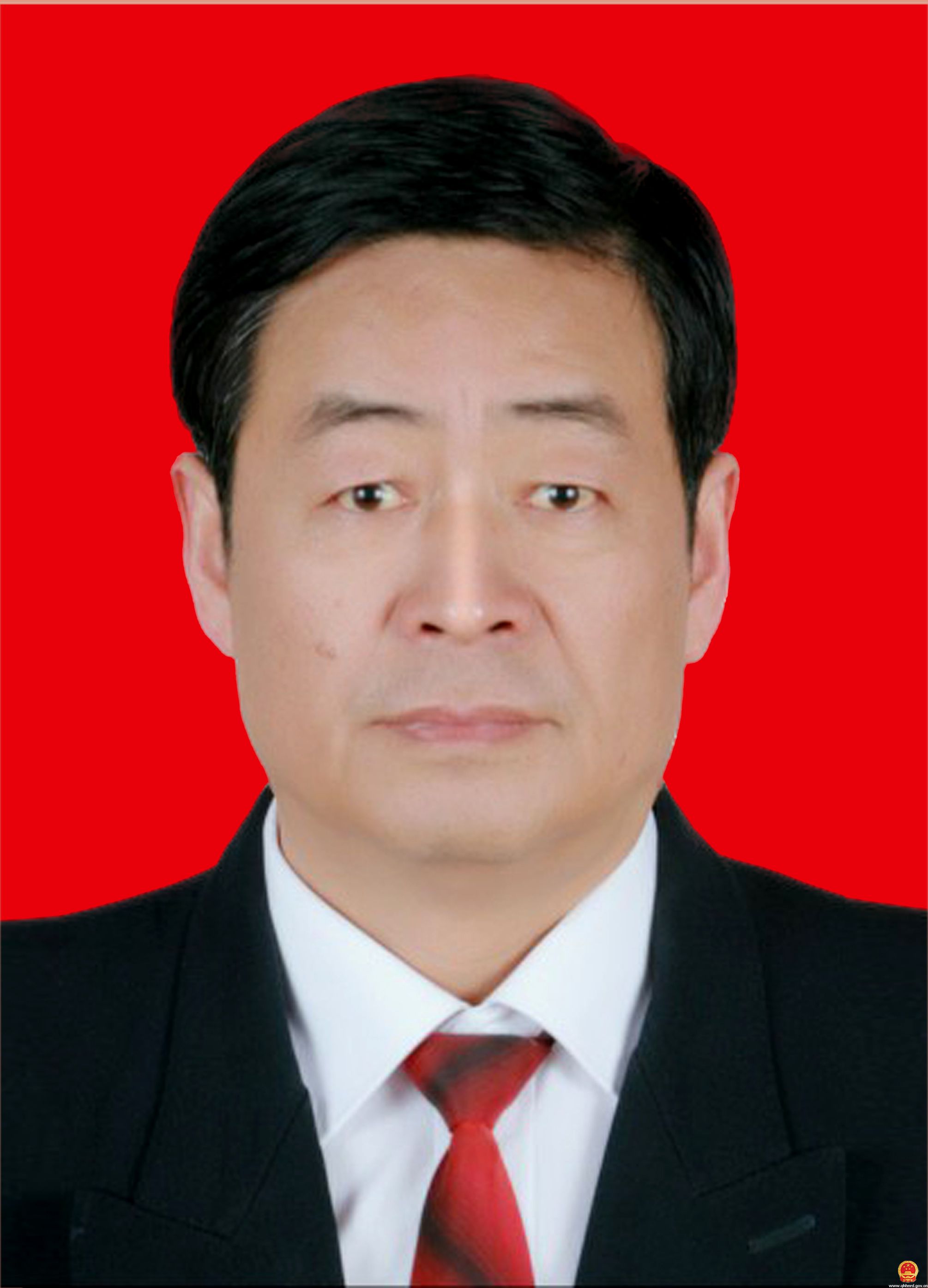  /p> p>现任青海省海南州人大常委会党组成员,副主任. /p>