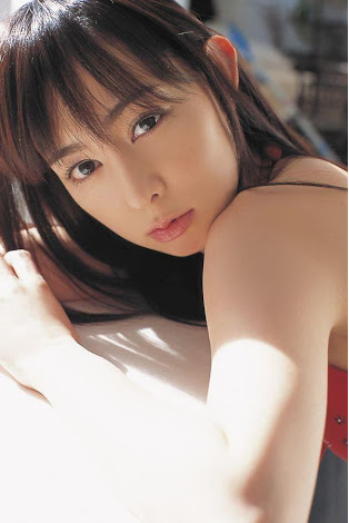  p>秋山莉奈,1985年9月26日出生于日本东京都,日本影视女演员,模特.