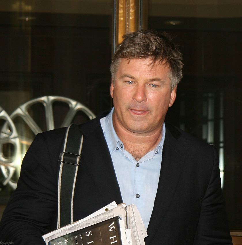  p>亚历克·鲍德温(alec baldwin),原名亚历山大·雷·鲍德温三世