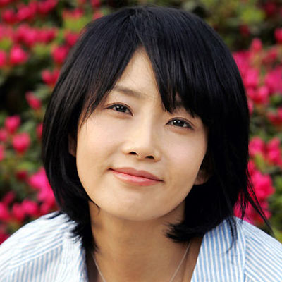  p>崔真实(         ,1968年12月24日~2008年10月2日),出生于韩国首尔