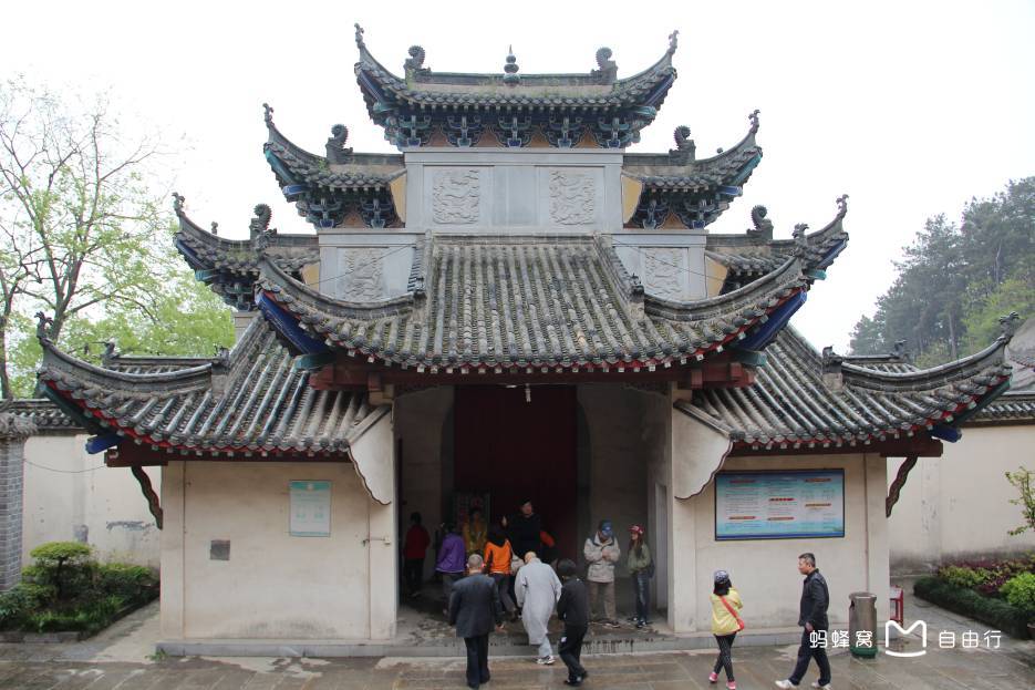  p data-id="gnzlbs6o6a">五祖寺,原名东山寺,或东禅寺,后世改称五祖